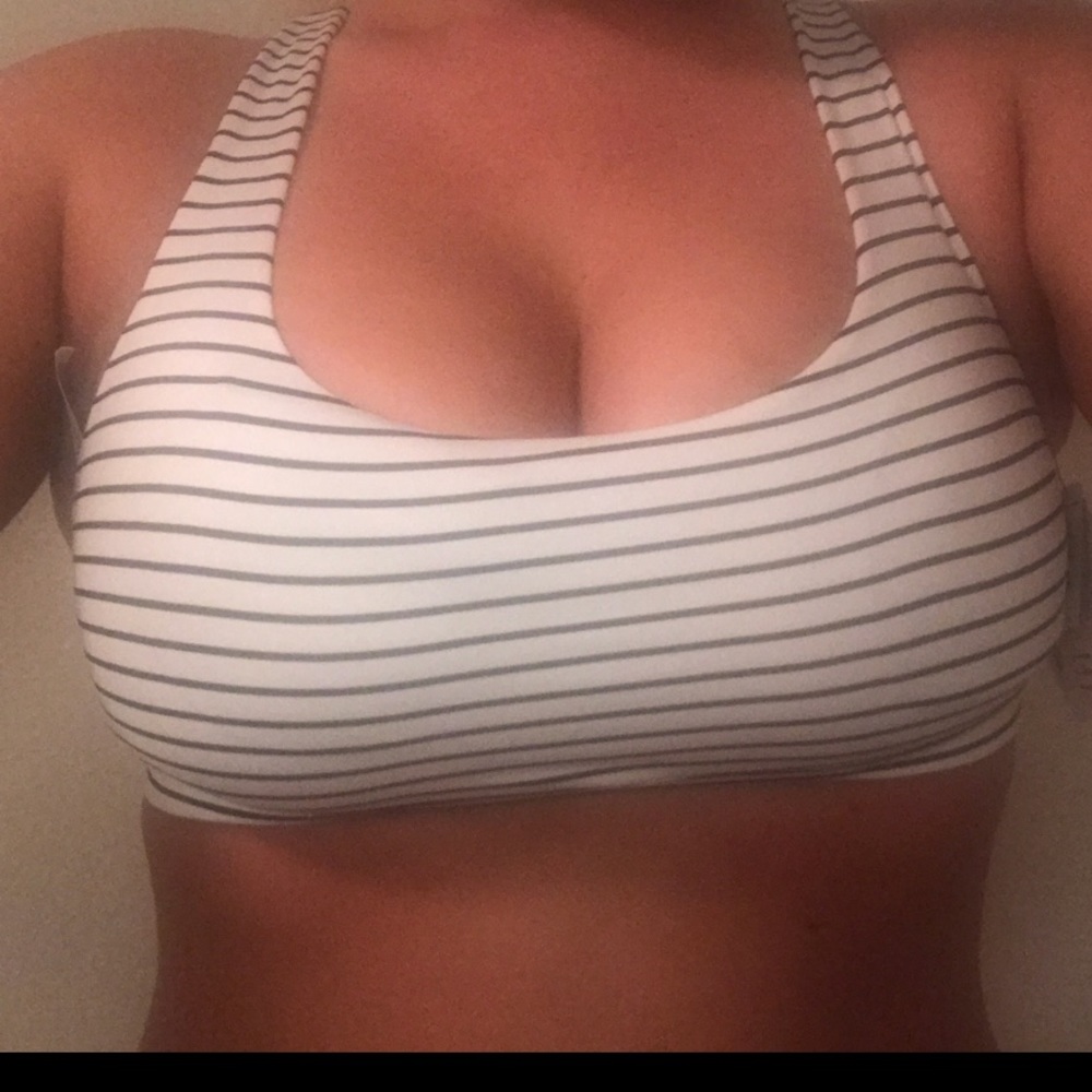 Victoria Sport sports bra! 💕💕